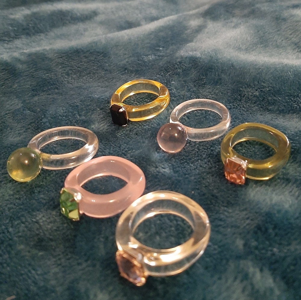 SIX Acrylic Rings 8/9 - Picture 4 of 9